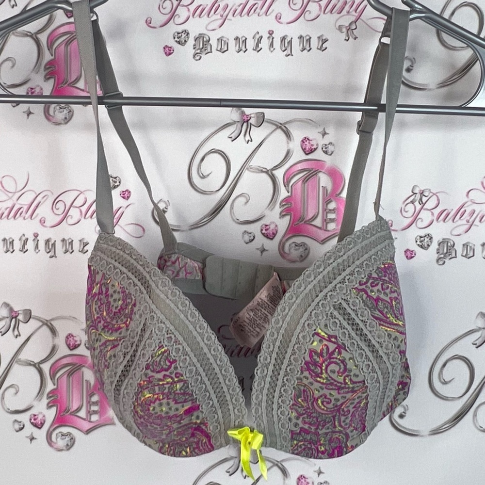 La SENZA bra cupped paisley bow ribbon grey and Pink Lace Bra with Yellow Accent